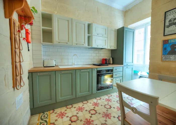 Traditional Townhouse Near Seafront, Roof Terrace Rthe1-1 Apartamento *